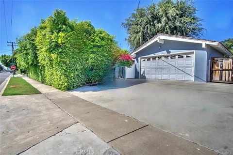 Tiny photo for 12472 Woodlawn Avenue, Tustin, CA 92780 (MLS # OC25247550)