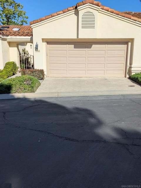Photo of 29665 Castle Creeek Ln, Escondido, CA 92026 (MLS # 260011480)