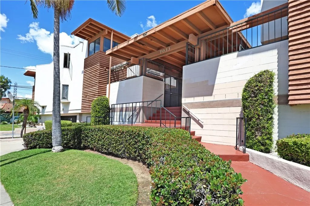 7033 Stewart And Gray Road 6