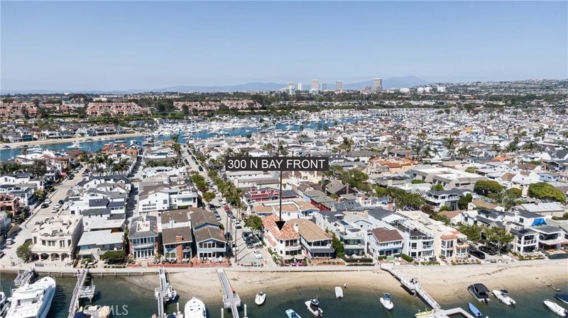 300 S Bay Front