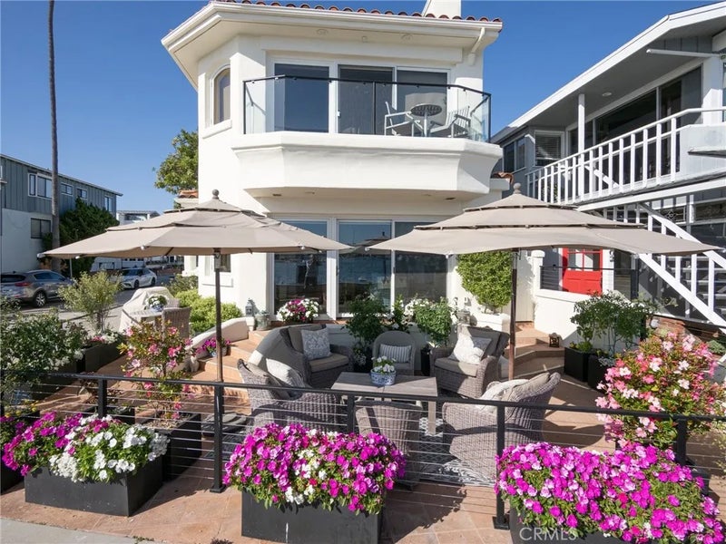 300 S Bay Front