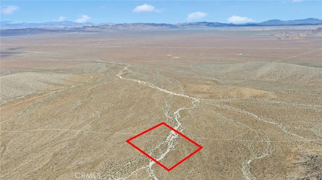 Photo of 1 Brack Rd, Barstow, CA 92311 (MLS # HD26030375)