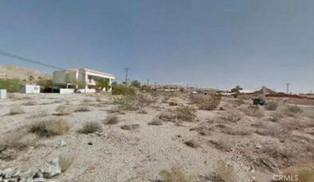 Photo of 6 Hacienda, Desert Hot Springs, CA 92240 (MLS # AR25259818)