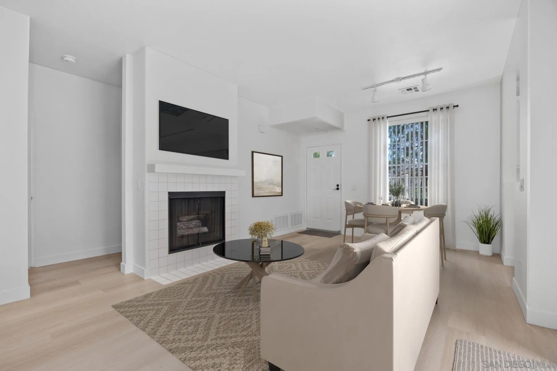 10921 Sabre Hill Dr 375