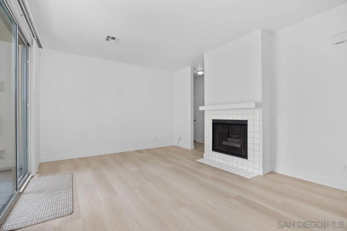 10921 Sabre Hill Dr 375
