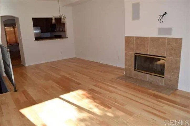 366 Forward Street