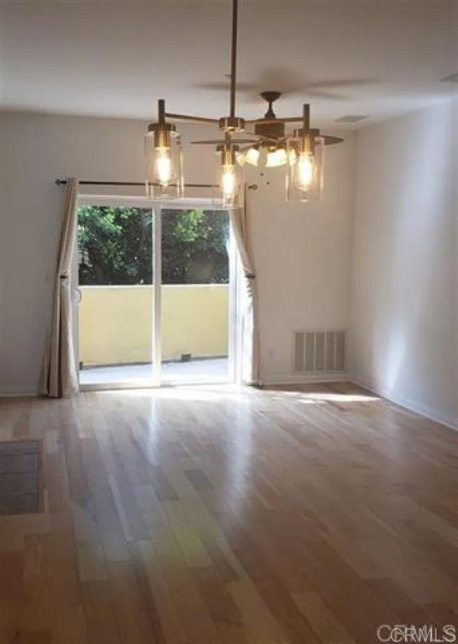 366 Forward Street