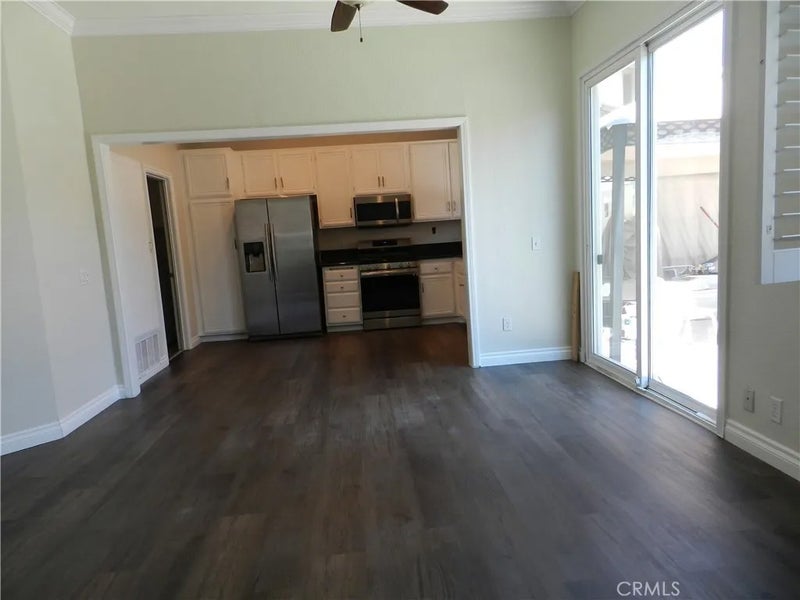 24393 Hillsdale 18