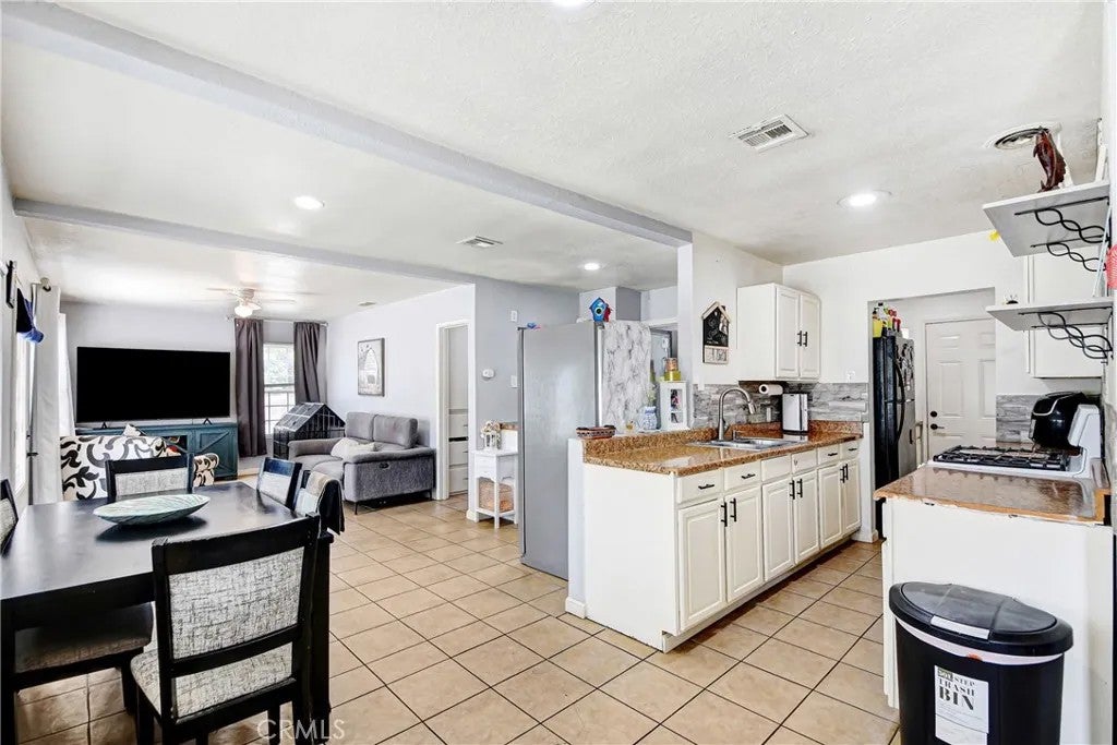 26316 Investors Pl