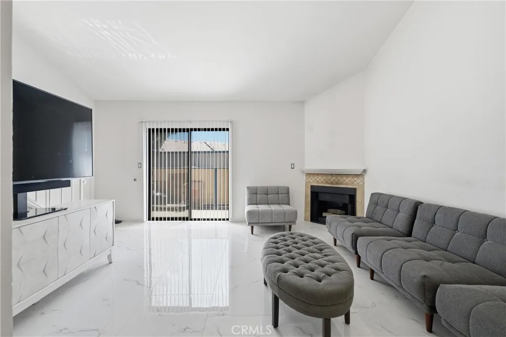 44550 15th Street East 8