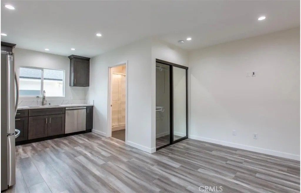 Photo of 14612 Vose, Van Nuys, CA 91405 (MLS # GD26112482)