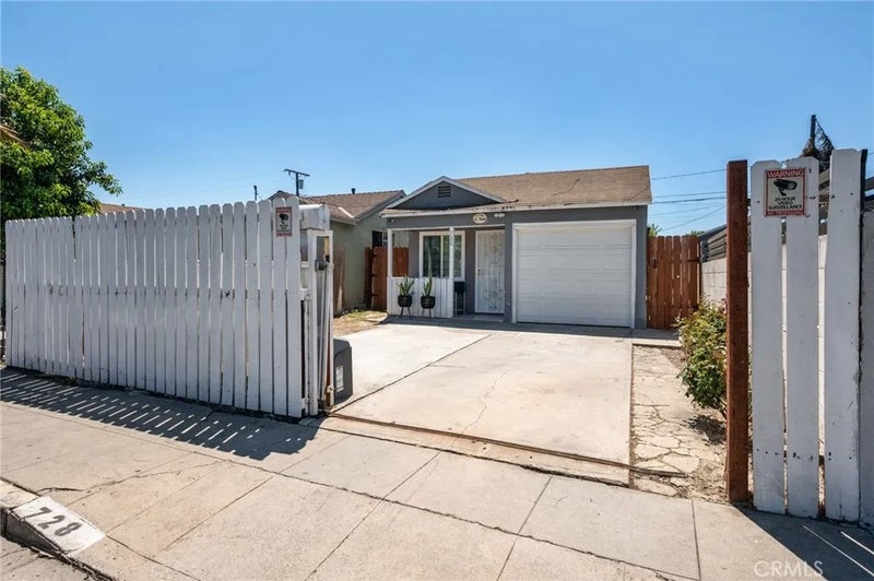 728 W Cressey