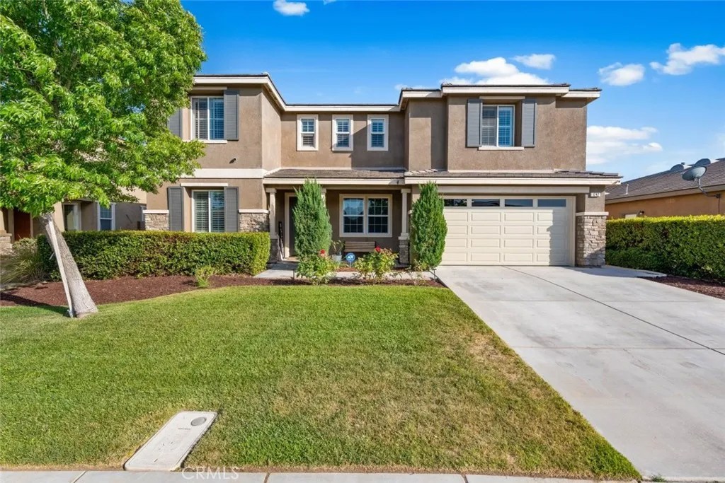 1242 Wellington Drive