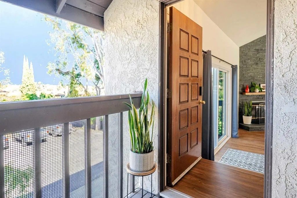 Photo of 331 Windy Lane, Vista, CA 92083 (MLS # NDP2601371)