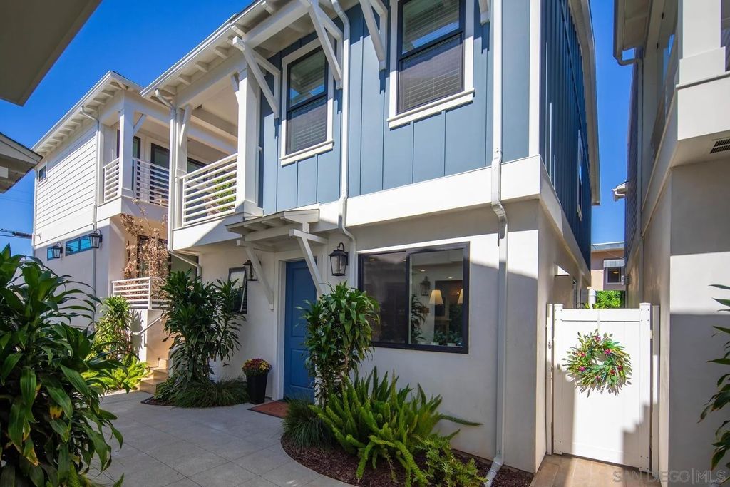 Photo of 548 G Avenue, Coronado, CA 92118 (MLS # 250040690)
