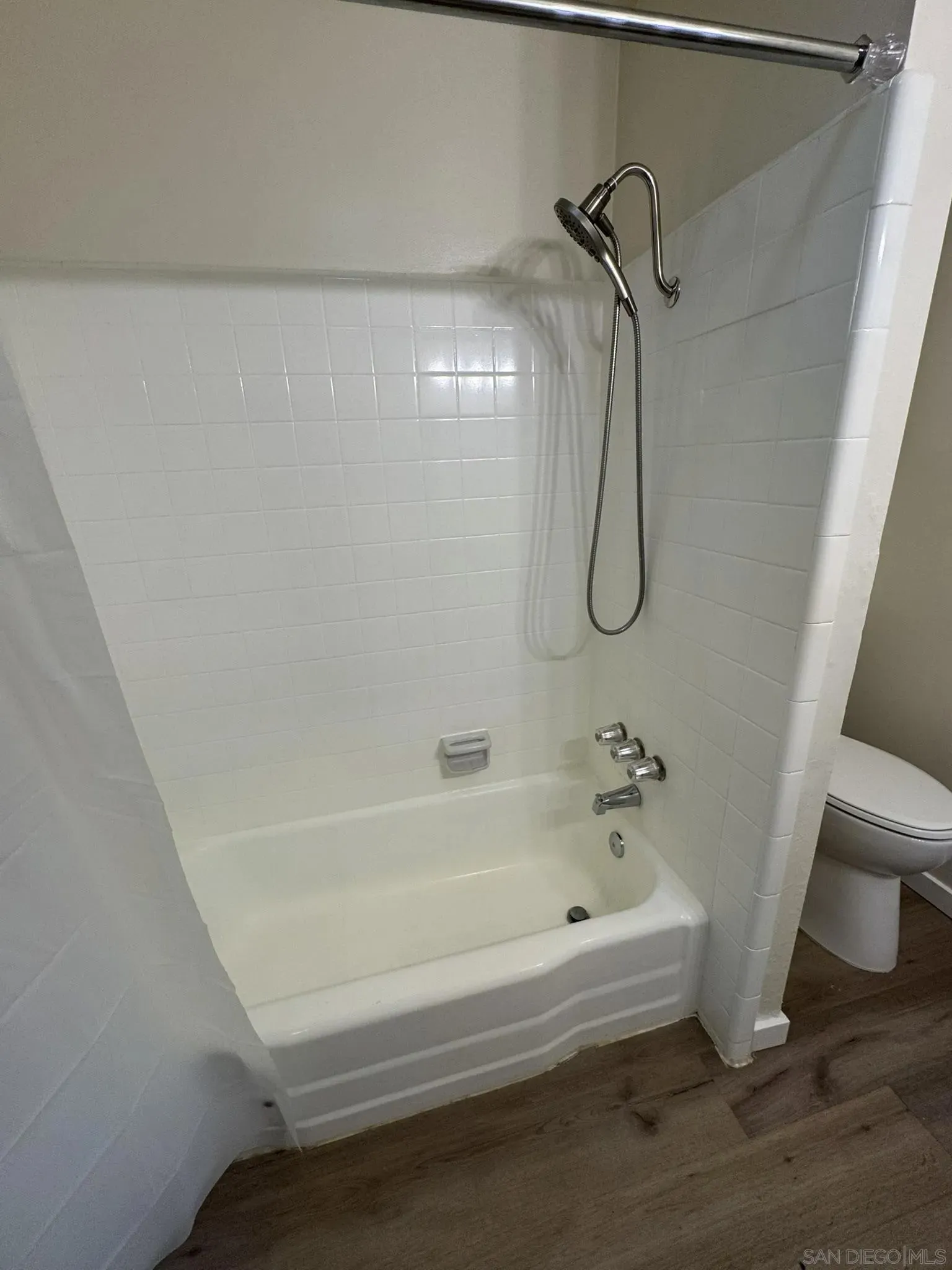 El Cajon, California 92020, United States, 2 Bedrooms Bedrooms, ,1 BathroomBathrooms,Residential,Active,250378