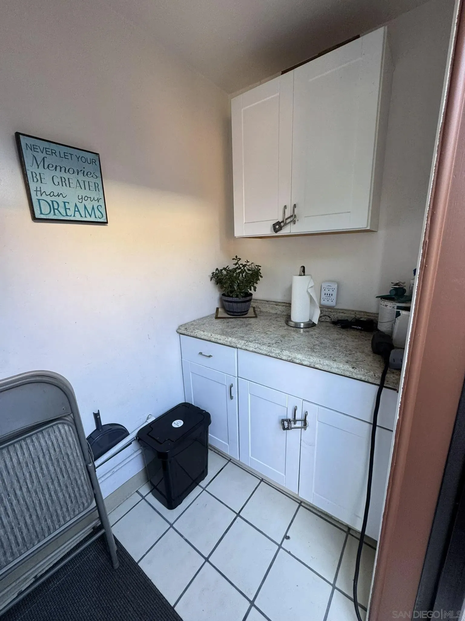 El Cajon, California 92020, United States, 2 Bedrooms Bedrooms, ,1 BathroomBathrooms,Residential,Active,250378