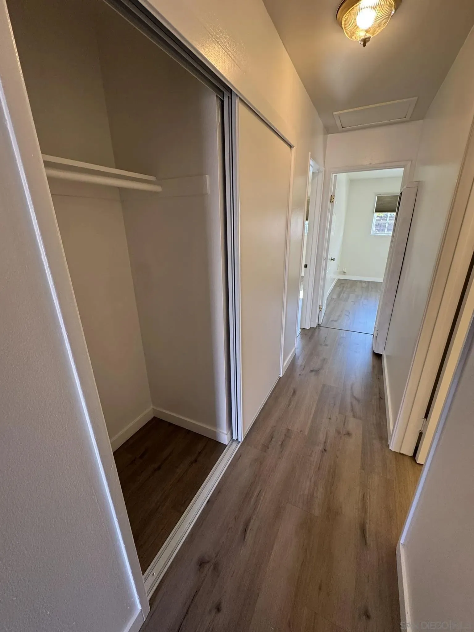 El Cajon, California 92020, United States, 2 Bedrooms Bedrooms, ,1 BathroomBathrooms,Residential,Active,250378