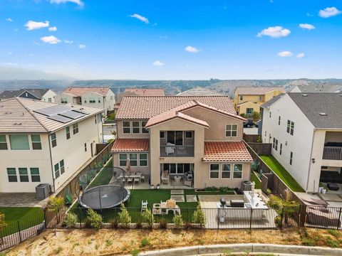 Photo of 1567 Corte Botanicas, Chula Vista, CA 91913 (MLS # 2600111)