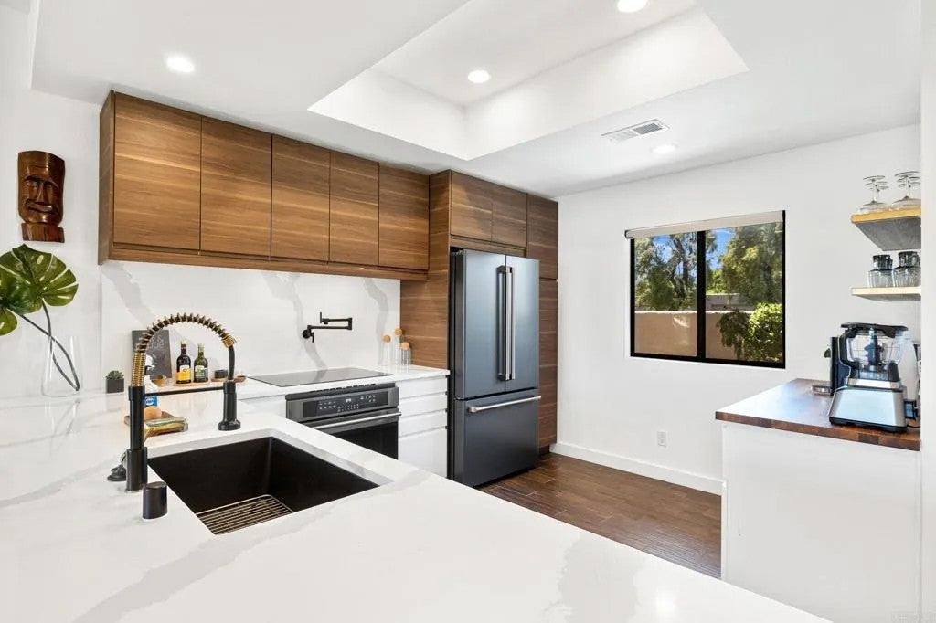 28284 Desert Princess Drive