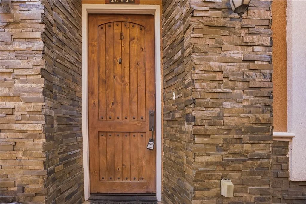 Photo of 12712 Menlo Ave #B, Hawthorne, CA 90250 (MLS # SB26012386)