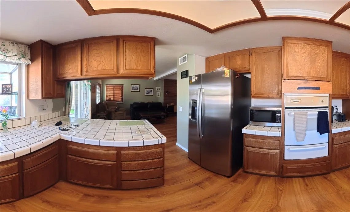 14806 Begonias Lane
