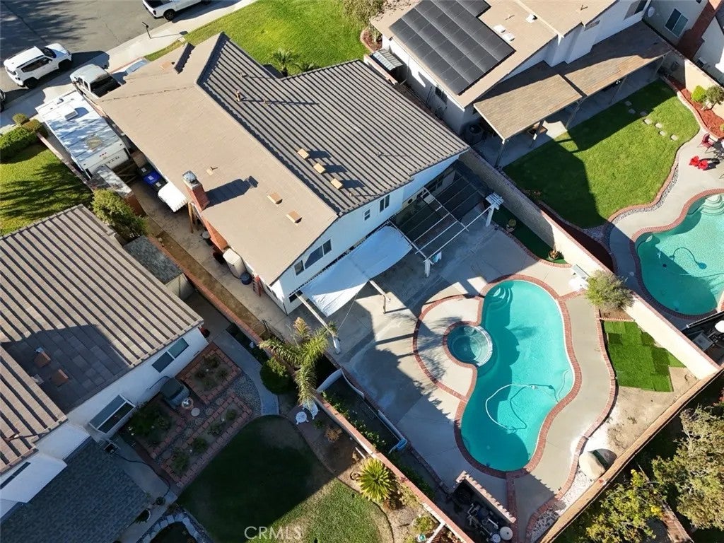 14806 Begonias Lane