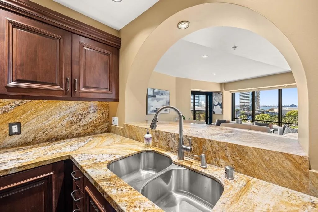 200 Harbor Drive 803