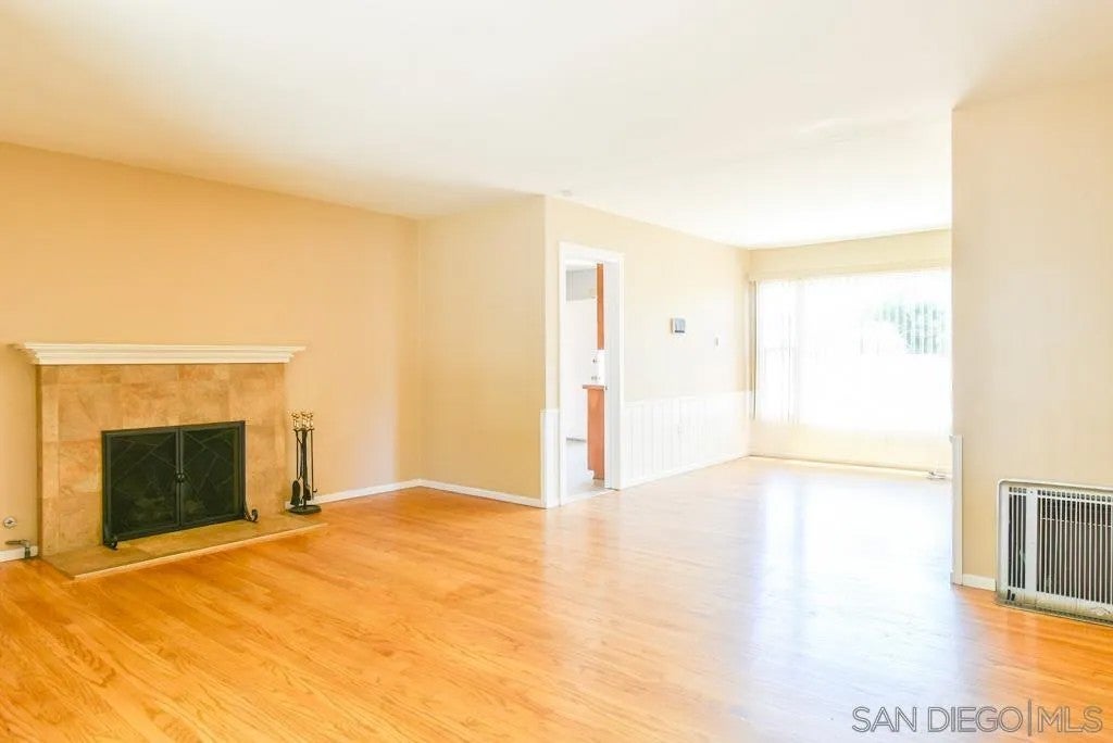 4779 Harbinson Ave