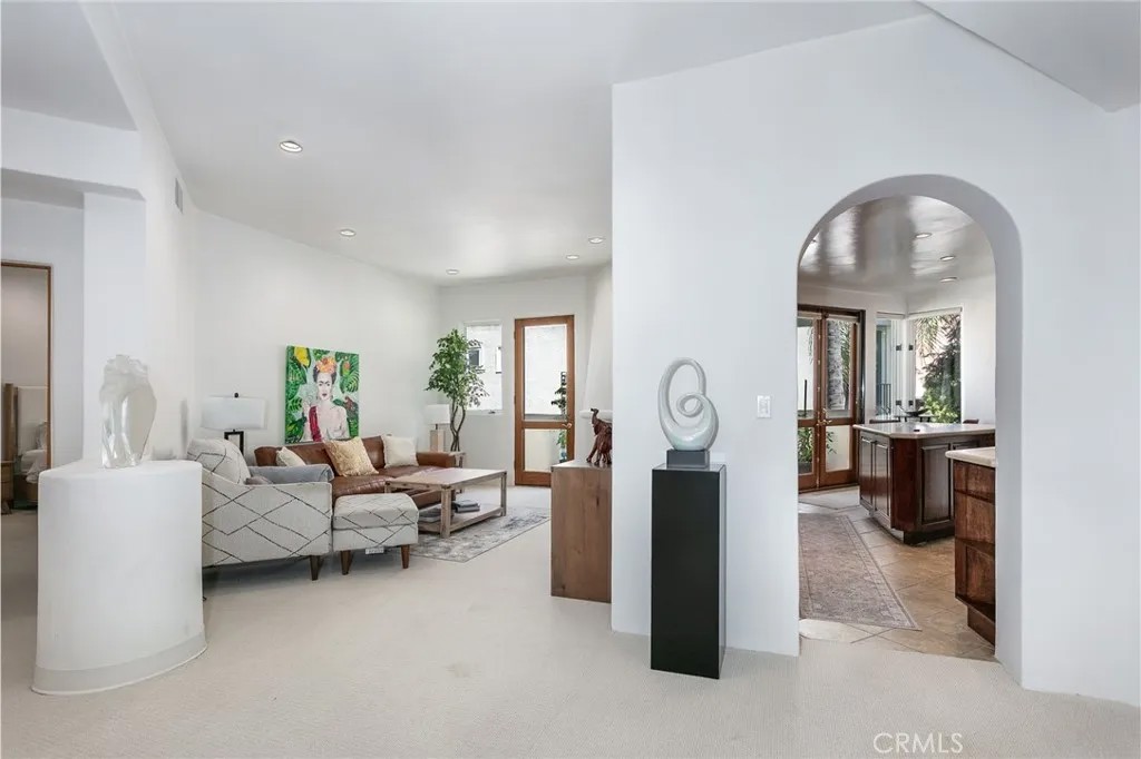 15500 W Sunset 301