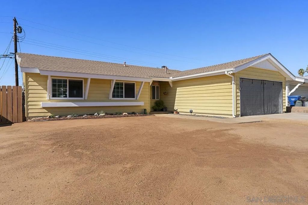 Photo of 1718 Outer Dr, El Cajon, CA 92021 (MLS # 250043789)