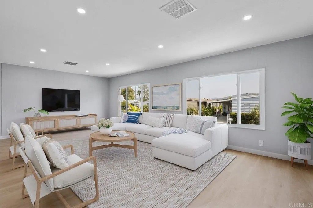 Photo of 1145 E Barham Dr #15, San Marcos, CA 92078 (MLS # NDP2510173)