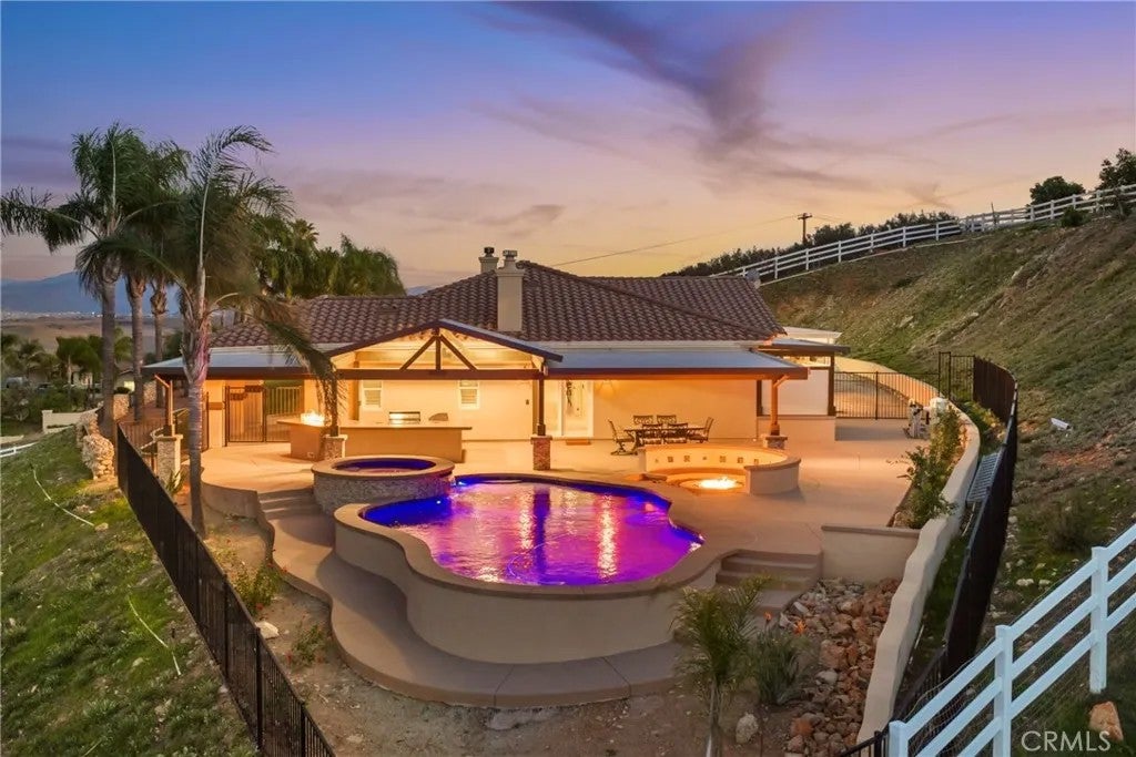 40055 Valle Vista