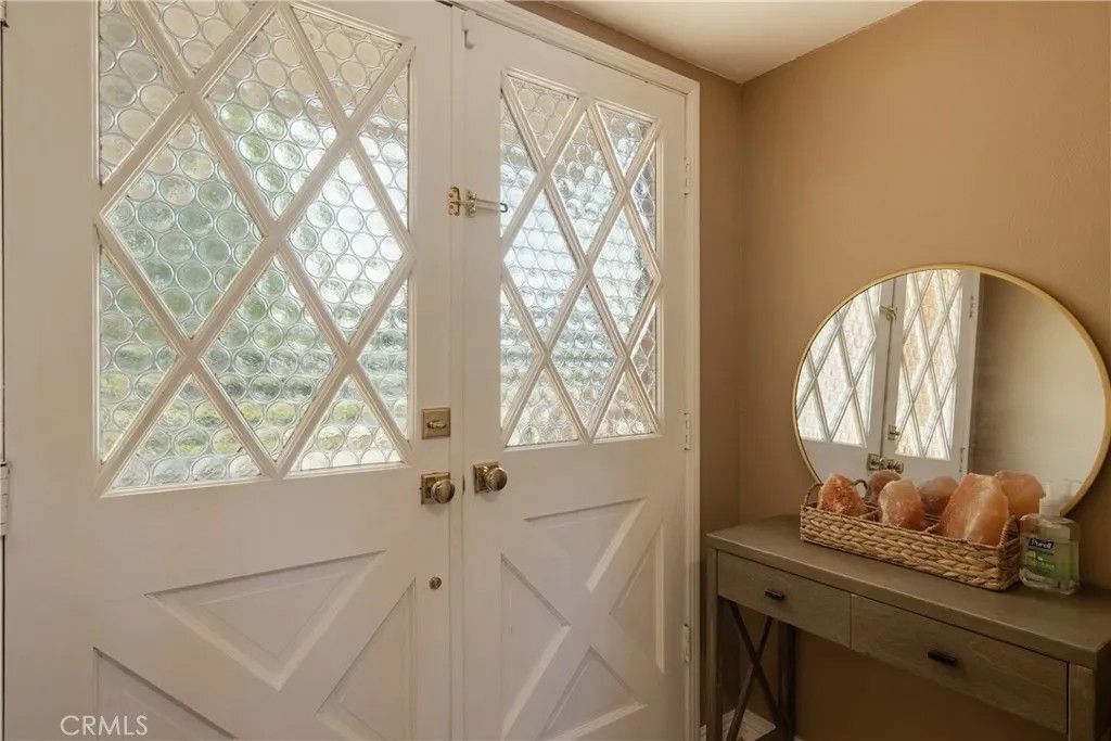 Photo of 525 S Darwood Avenue, San Dimas, CA 91773 (MLS # CV26059084)