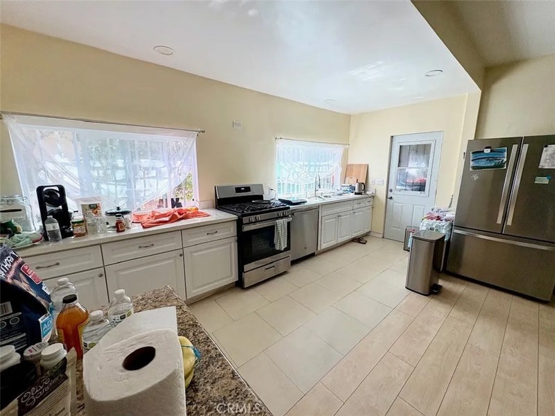 4065 Wadsworth