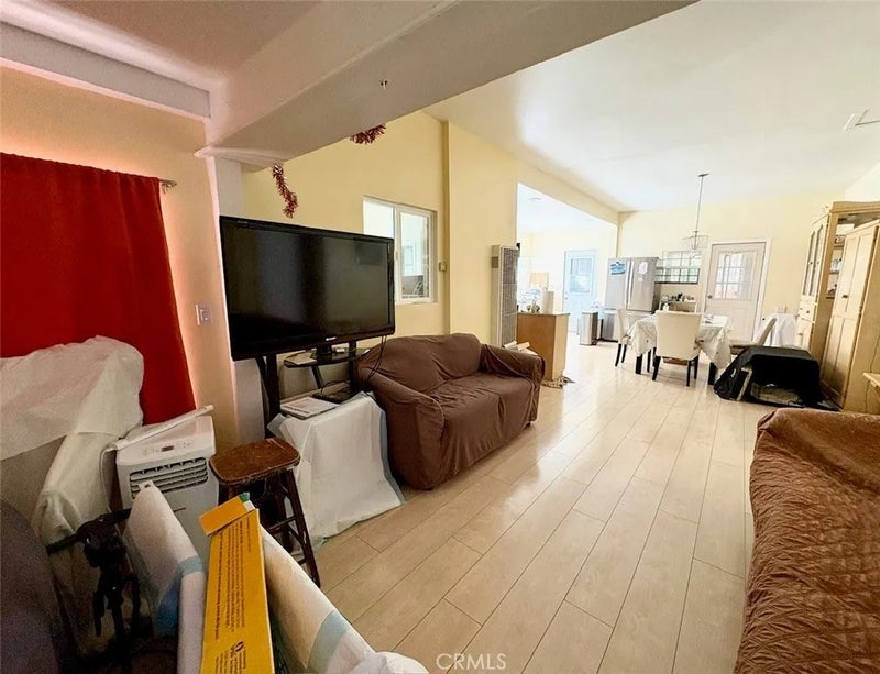 4065 Wadsworth