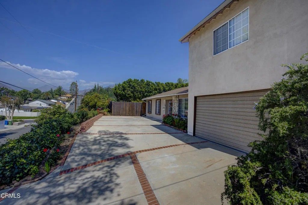 Photo of 9010 Mulberry Drive, Sunland, CA 91040 (MLS # P1-27005)