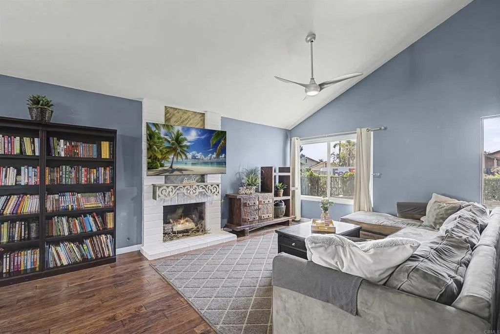 Photo of 1339 Mesa Grande Pl, Chula Vista, CA 91910 (MLS # PTP2601293)