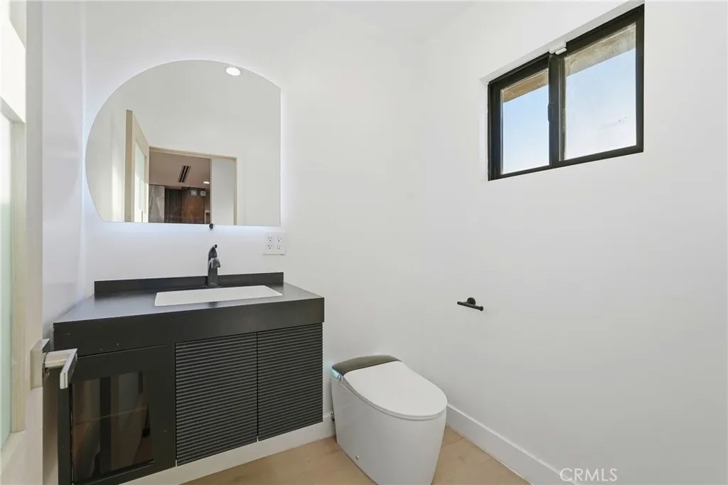 21407 Mulholland Drive