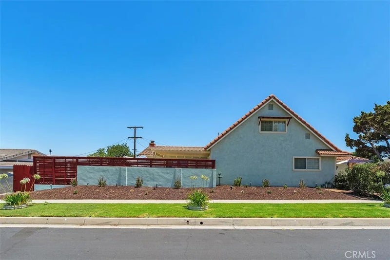 315 E Monterey