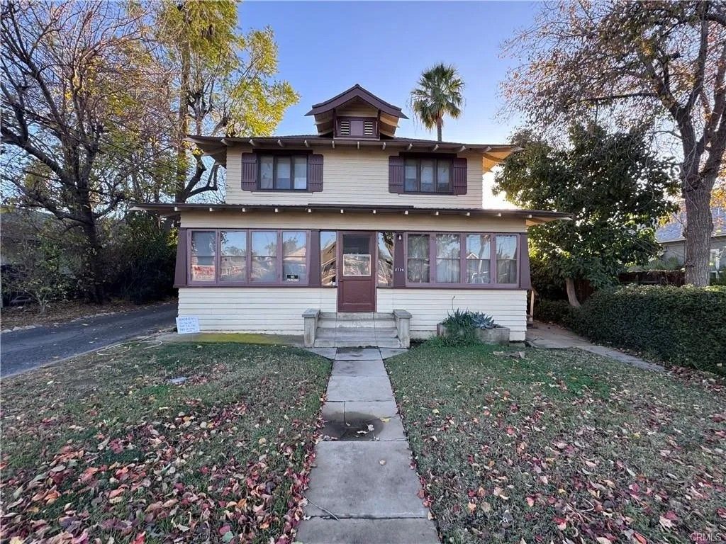 Photo of 2726 5th Street #2, Riverside, CA 92507 (MLS # SW26014762)