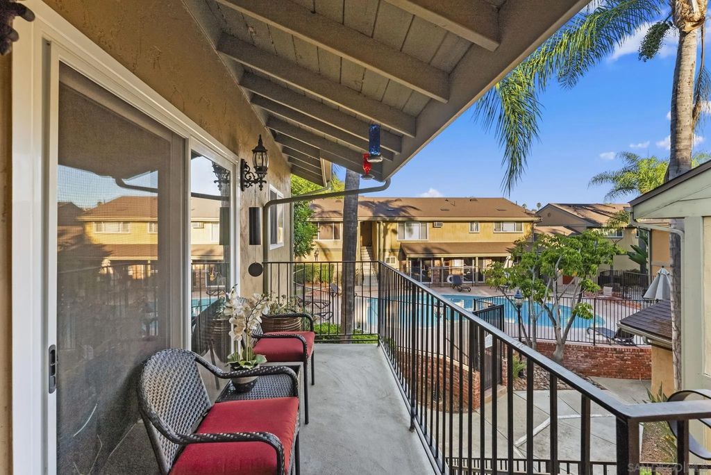 Photo of 4849 Williamsburg Ln #262, La Mesa, CA 91942 (MLS # 250040205)