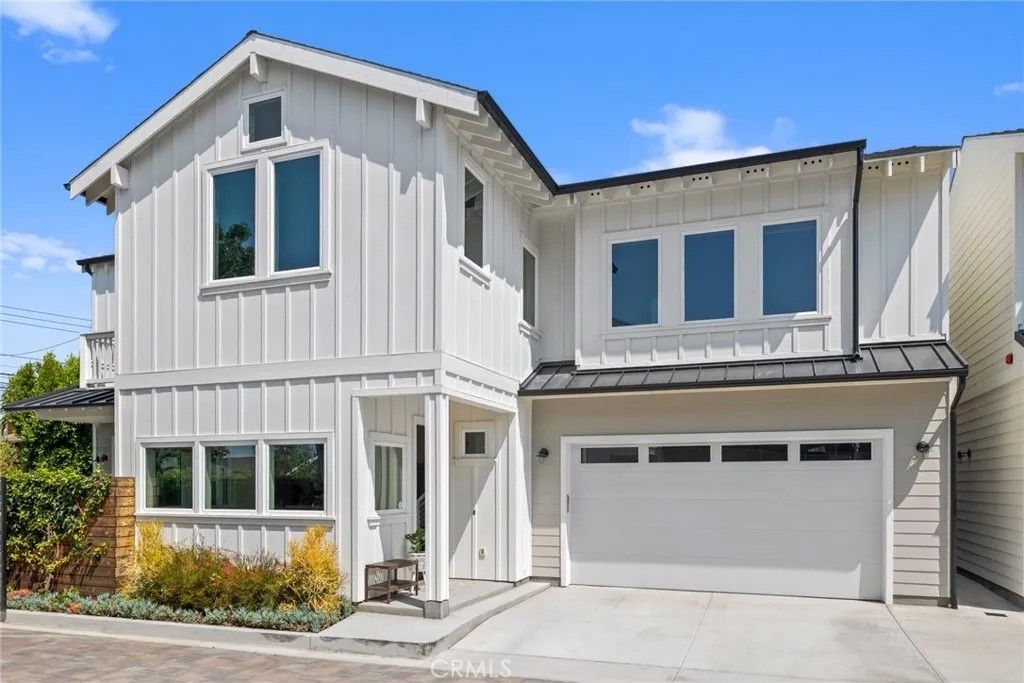 Photo of 171 22nd Street, Costa Mesa, CA 92627 (MLS # NP26013826)