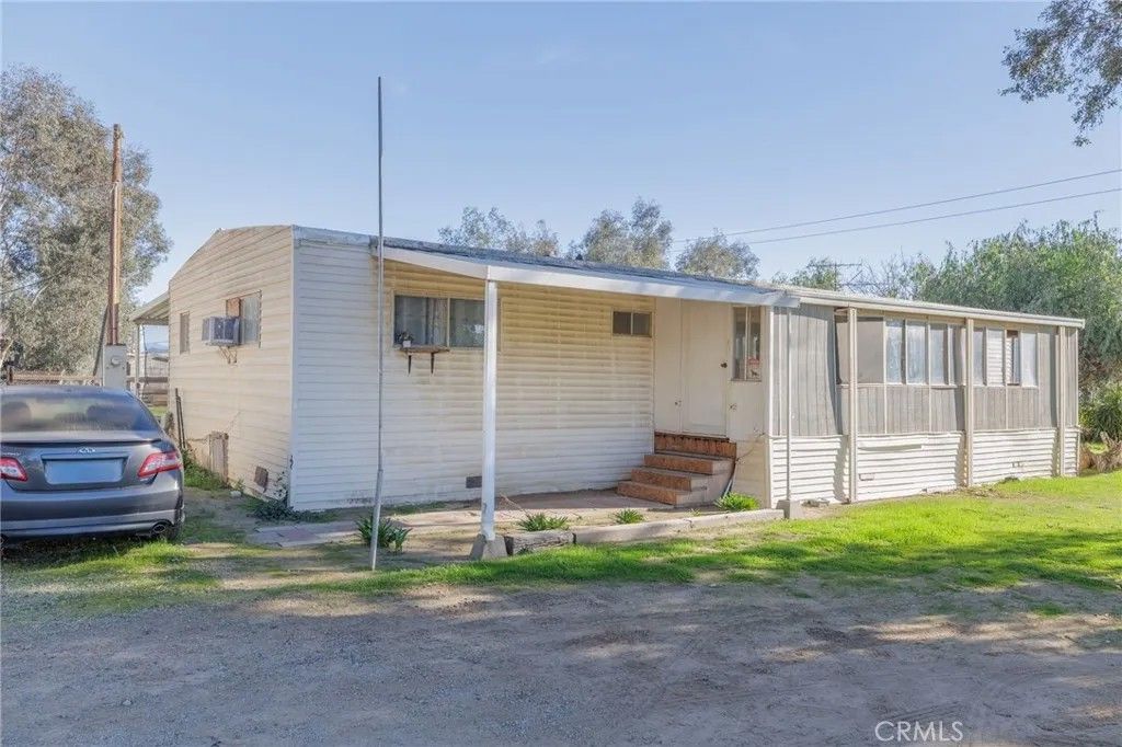 Photo of 28568 Memory Lane, Winchester, CA 92596 (MLS # SW26008776)