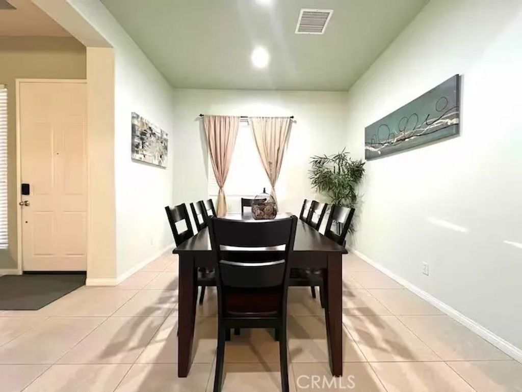 Photo of 10528 Aurora Pl, Desert Hot Springs, CA 92240 (MLS # TR26059499)