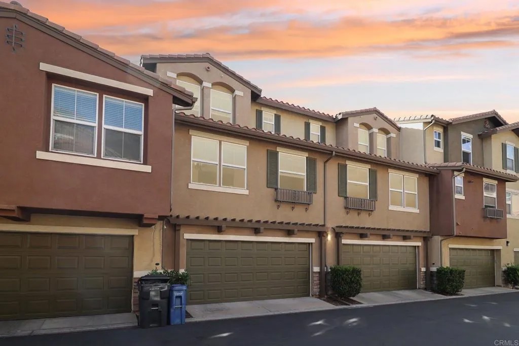 8806 Appleblossom Court 4