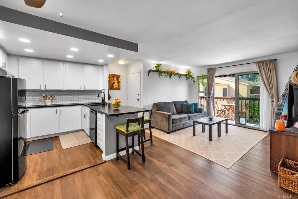 6070 Rancho Mission Road 428