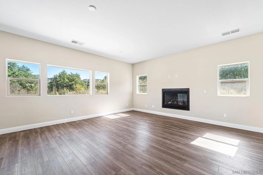 Photo of 12649 Via Vigneto, Lakeside, CA 92040 (MLS # 260003071)