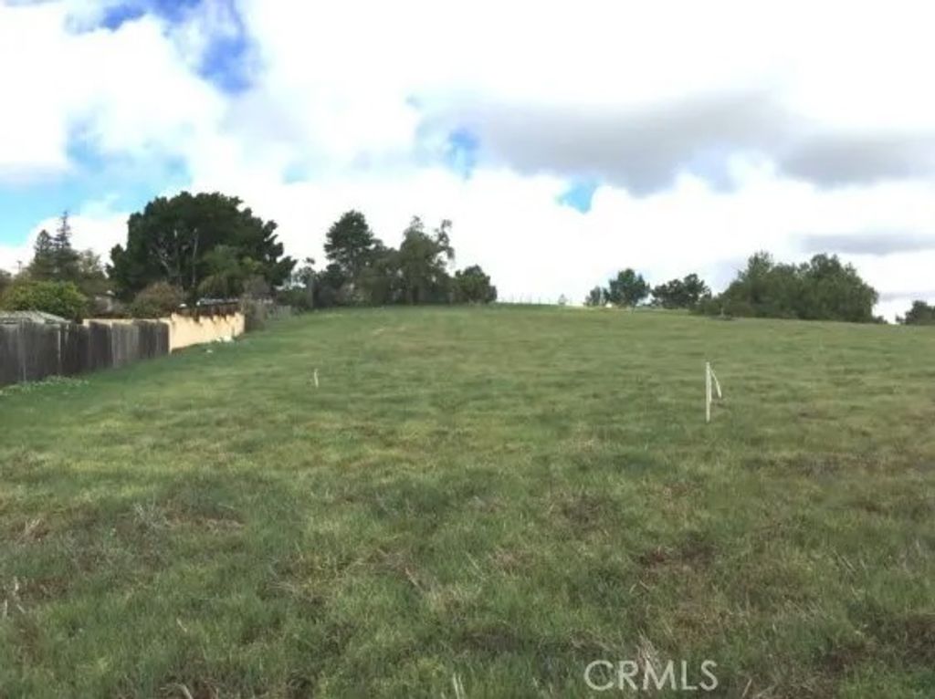 Photo of 538 Plumosa Ave, Vista, CA 92081 (MLS # GD25120984)