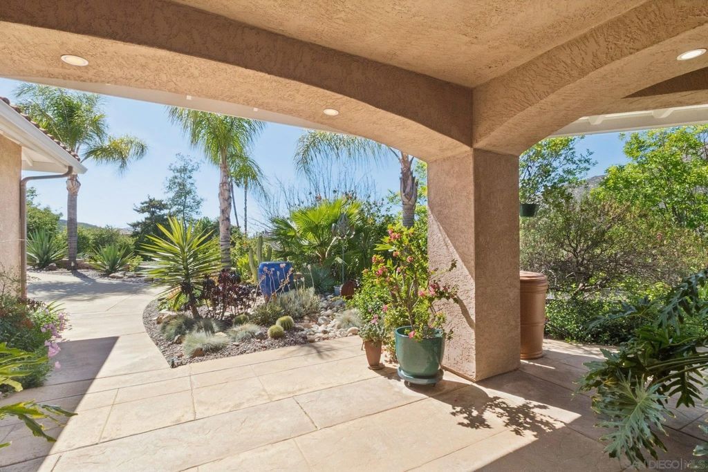 Photo of 26512 Cherish Way, Ramona, CA 92065 (MLS # 260008744)